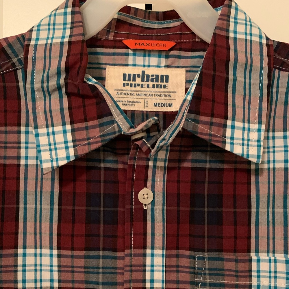 Boys plaid button down shirt NWT